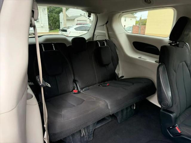2017 Chrysler Pacifica Touring