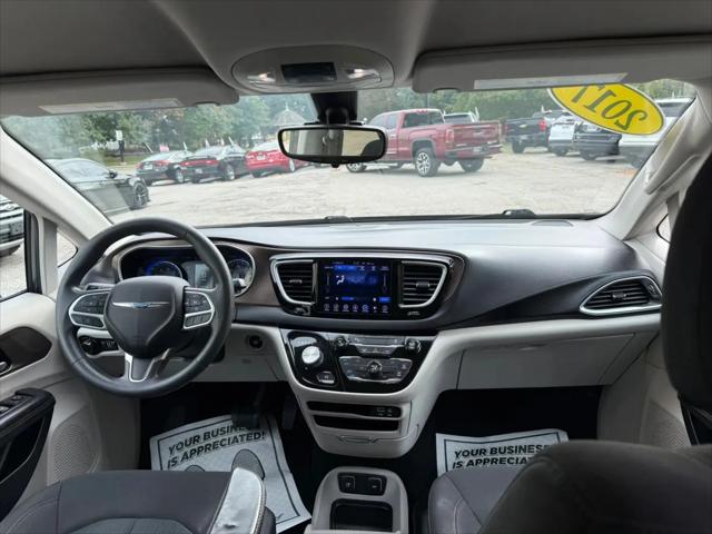 2017 Chrysler Pacifica Touring