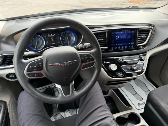 2017 Chrysler Pacifica Touring