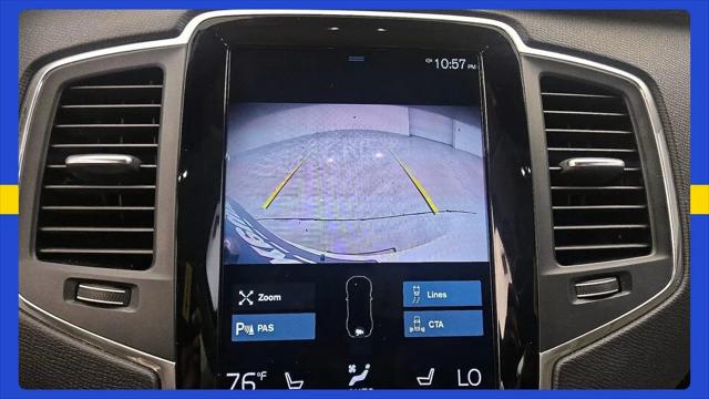 2021 Volvo XC90 T5 Momentum 7 Passenger