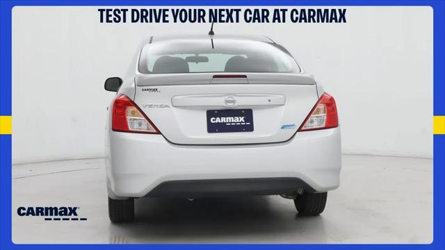 2015 Nissan Versa 1.6 S+