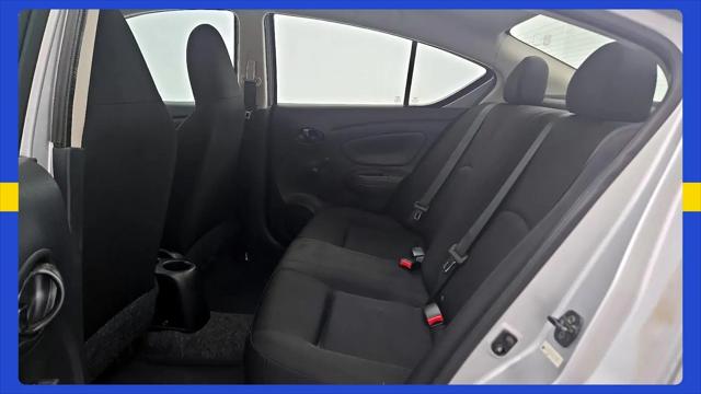 2015 Nissan Versa 1.6 S+