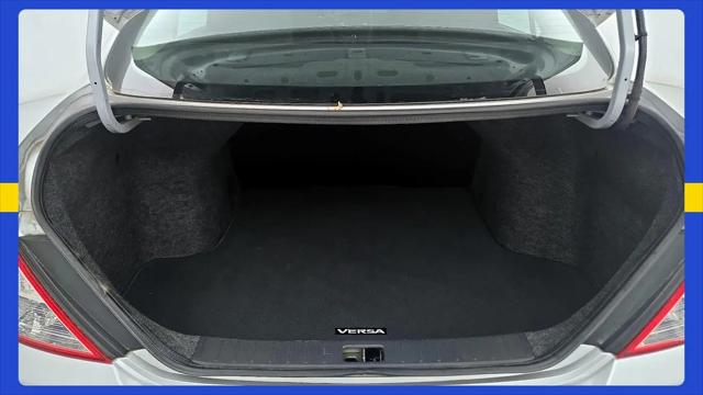 2015 Nissan Versa 1.6 S+