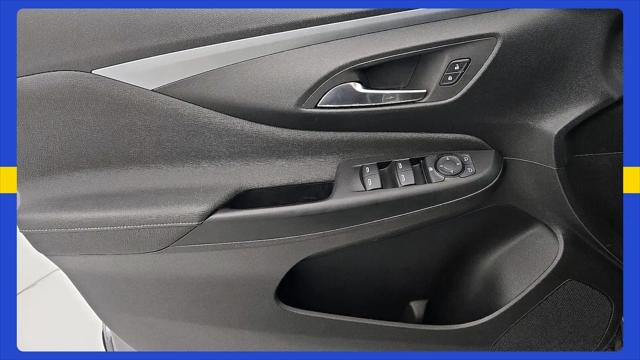 2025 Buick NV Preferred FWD