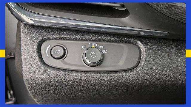 2025 Buick NV Preferred FWD
