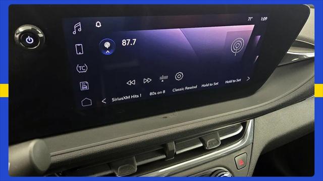 2025 Buick NV Preferred FWD