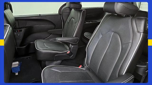 2024 Chrysler Pacifica Limited AWD
