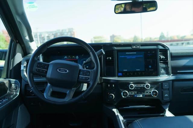 2025 Ford F-350 LARIAT