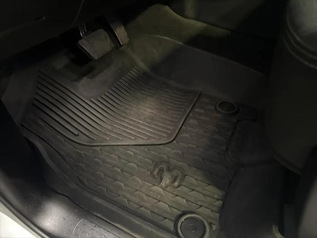 2024 Ram 1500 Big Horn Crew Cab 4x4 64 Box
