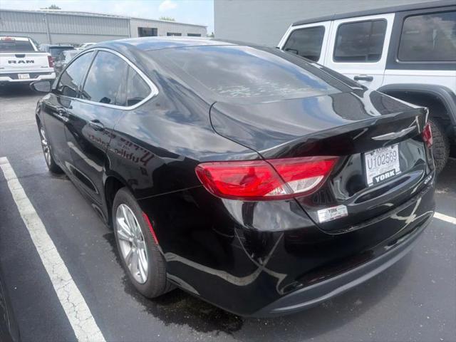 2017 Chrysler 200 Touring