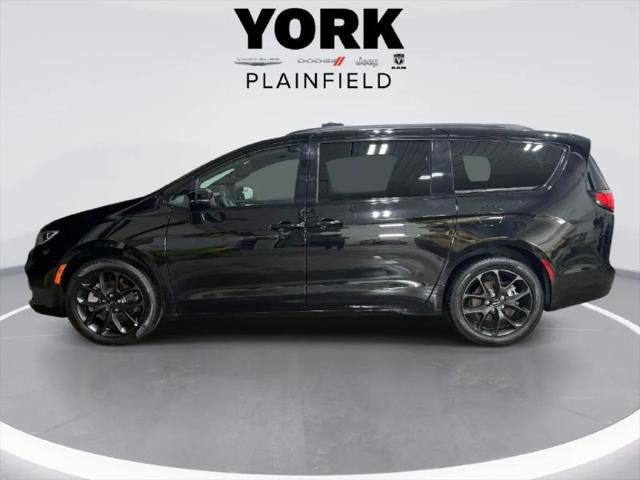 2024 Chrysler Pacifica Limited AWD