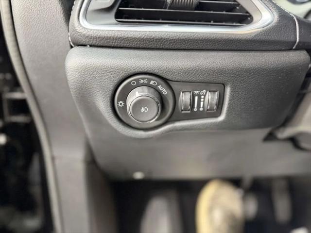 2024 Chrysler Pacifica Limited AWD