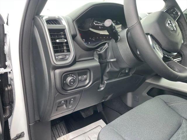2026 Ram 1500 Big Horn Crew Cab 4x4 57 Box