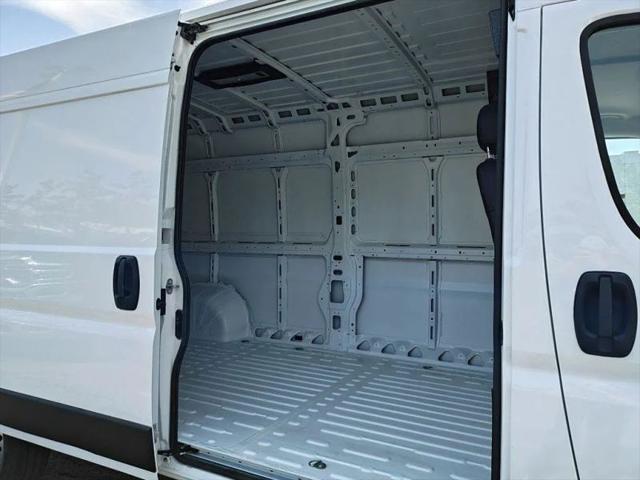 2026 Ram ProMaster Cargo Van Tradesman High Roof 159 WB EXT w/Pass Seat