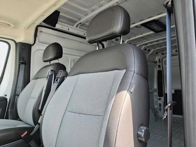 2026 Ram ProMaster Cargo Van Tradesman High Roof 159 WB EXT w/Pass Seat