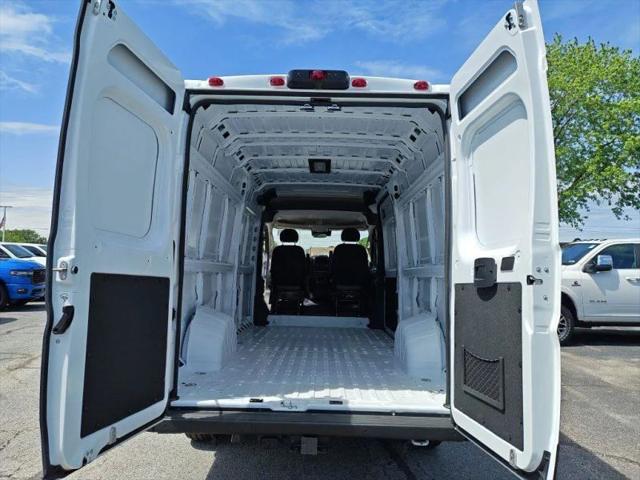 2026 Ram ProMaster Cargo Van Tradesman High Roof 159 WB EXT w/Pass Seat