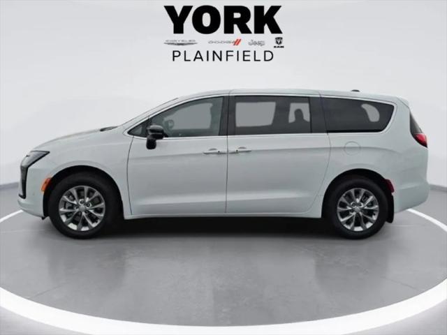 2027 Chrysler Pacifica Select AWD