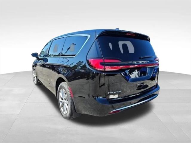2027 Chrysler Pacifica Select AWD