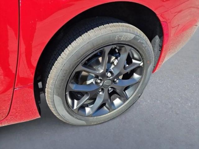 2027 Chrysler Pacifica Limited AWD