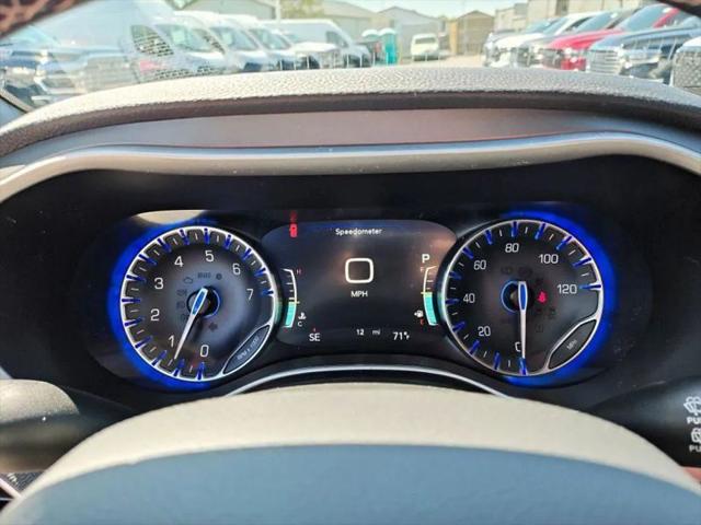 2027 Chrysler Pacifica Limited AWD