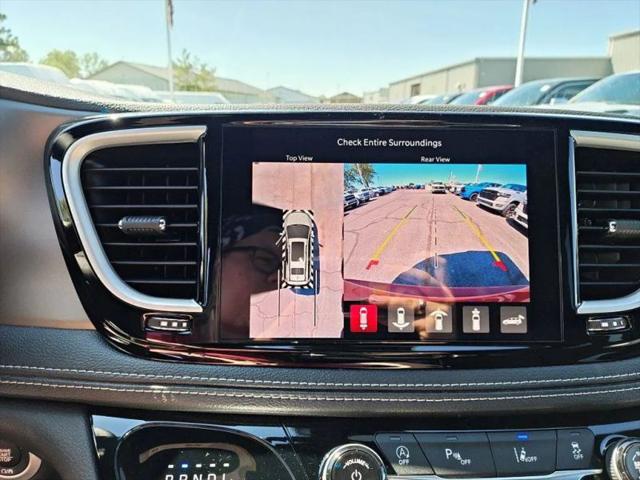 2027 Chrysler Pacifica Limited AWD