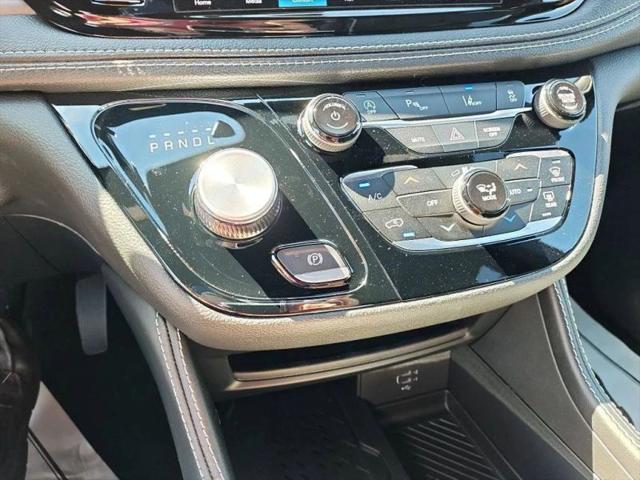 2027 Chrysler Pacifica Limited AWD