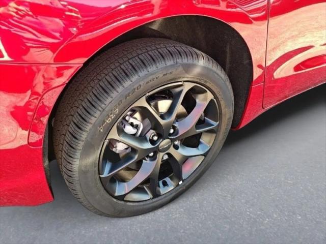 2027 Chrysler Pacifica Limited AWD