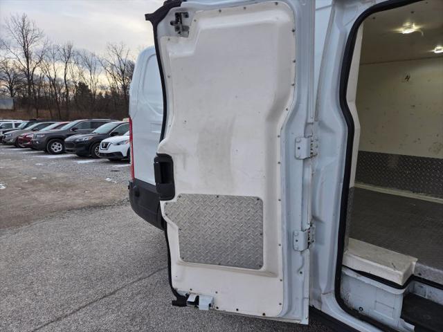 2019 Ford Transit w/60/40 Side Door w/LWB