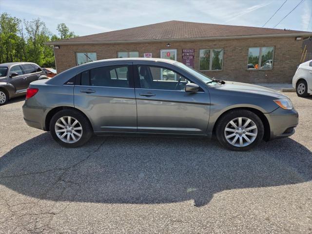2011 Chrysler 200 Touring