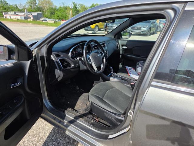 2011 Chrysler 200 Touring