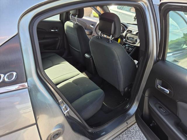 2011 Chrysler 200 Touring