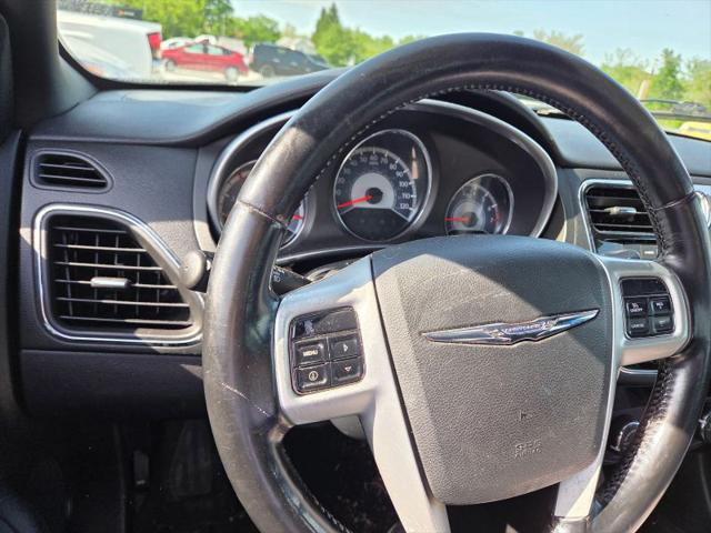 2011 Chrysler 200 Touring