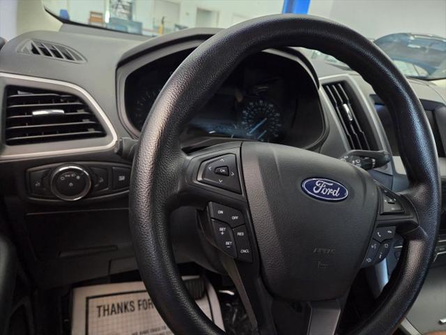 2020 Ford Edge SE
