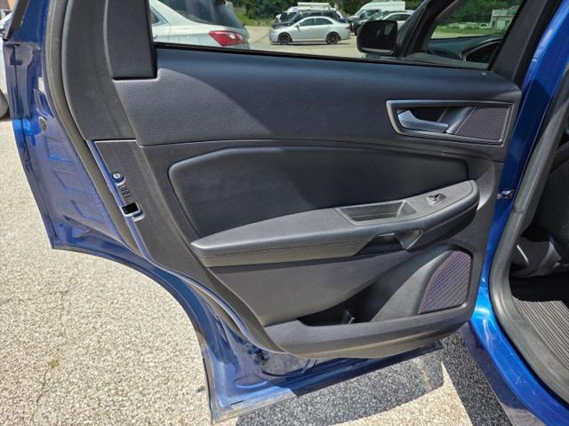 2020 Ford Edge SE