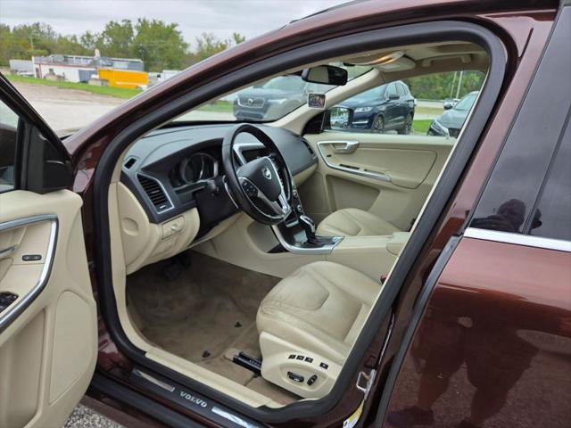 2015 Volvo XC60 T6 Premier Plus