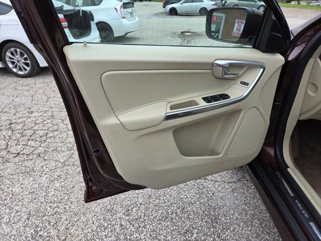 2015 Volvo XC60 T6 Premier Plus