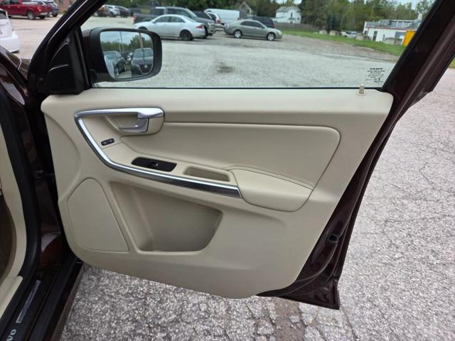 2015 Volvo XC60 T6 Premier Plus