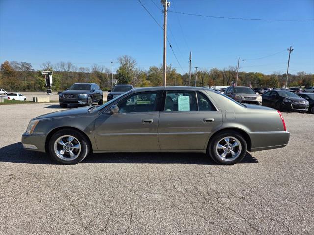 2011 Cadillac DTS Luxury Collection for sale in Delaware, OH