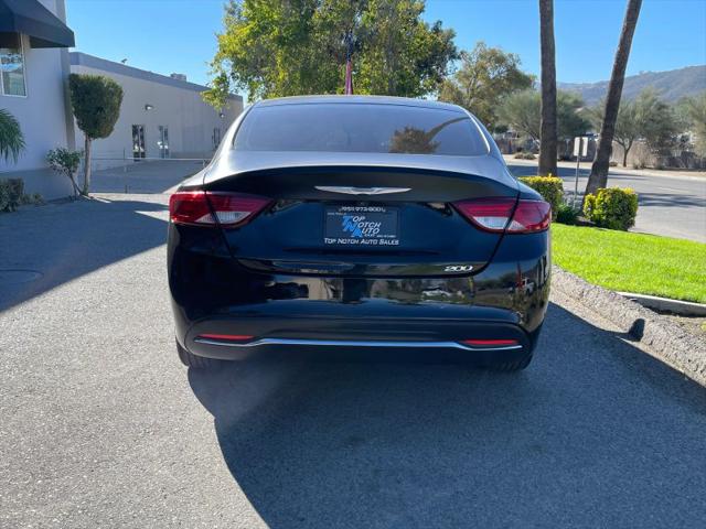 2015 Chrysler 200 Limited