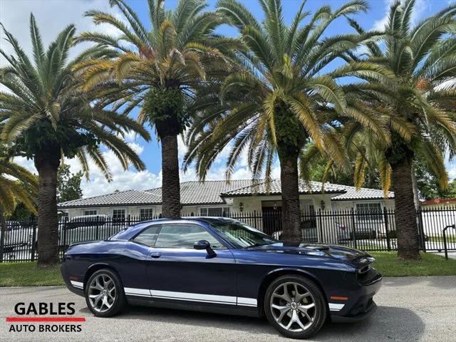 2017 Dodge Challenger SXT for sale in Miami, FL
