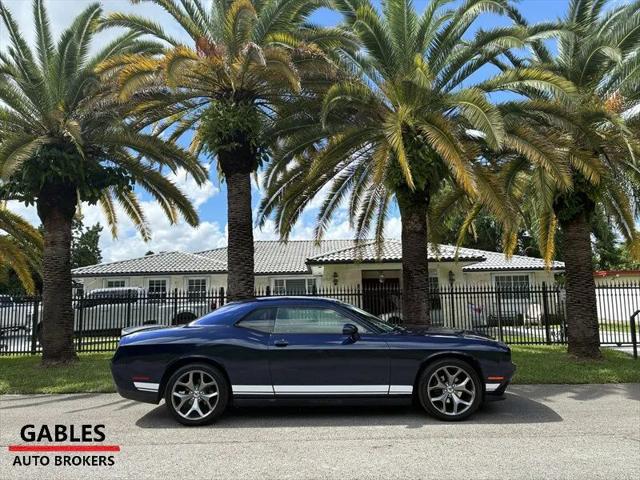 2017 Dodge Challenger SXT