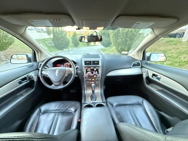 2013 Lincoln MKX Base