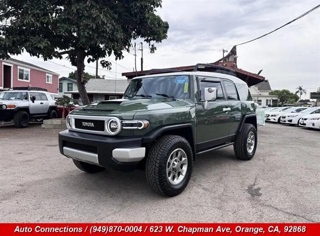 2013 Toyota FJ Cruiser Base
