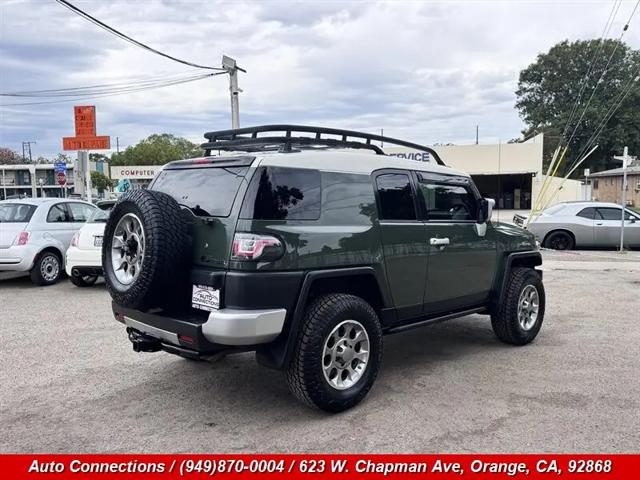 2013 Toyota FJ Cruiser Base