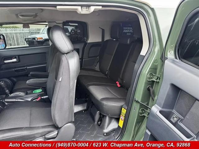 2013 Toyota FJ Cruiser Base