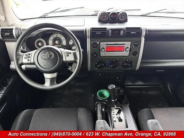 2013 Toyota FJ Cruiser Base