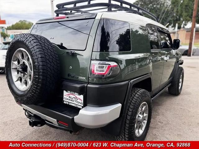 2013 Toyota FJ Cruiser Base