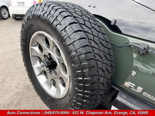 2013 Toyota FJ Cruiser Base