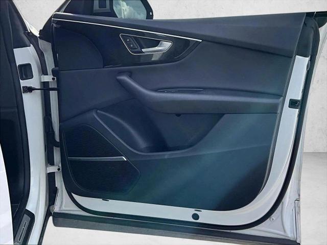 2021 Audi Q8 Premium Plus 55 TFSI quattro Tiptronic