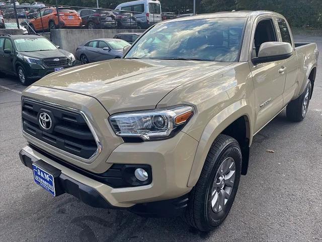 2017 Toyota Tacoma SR5 V6 for sale in Naugatuck, CT
